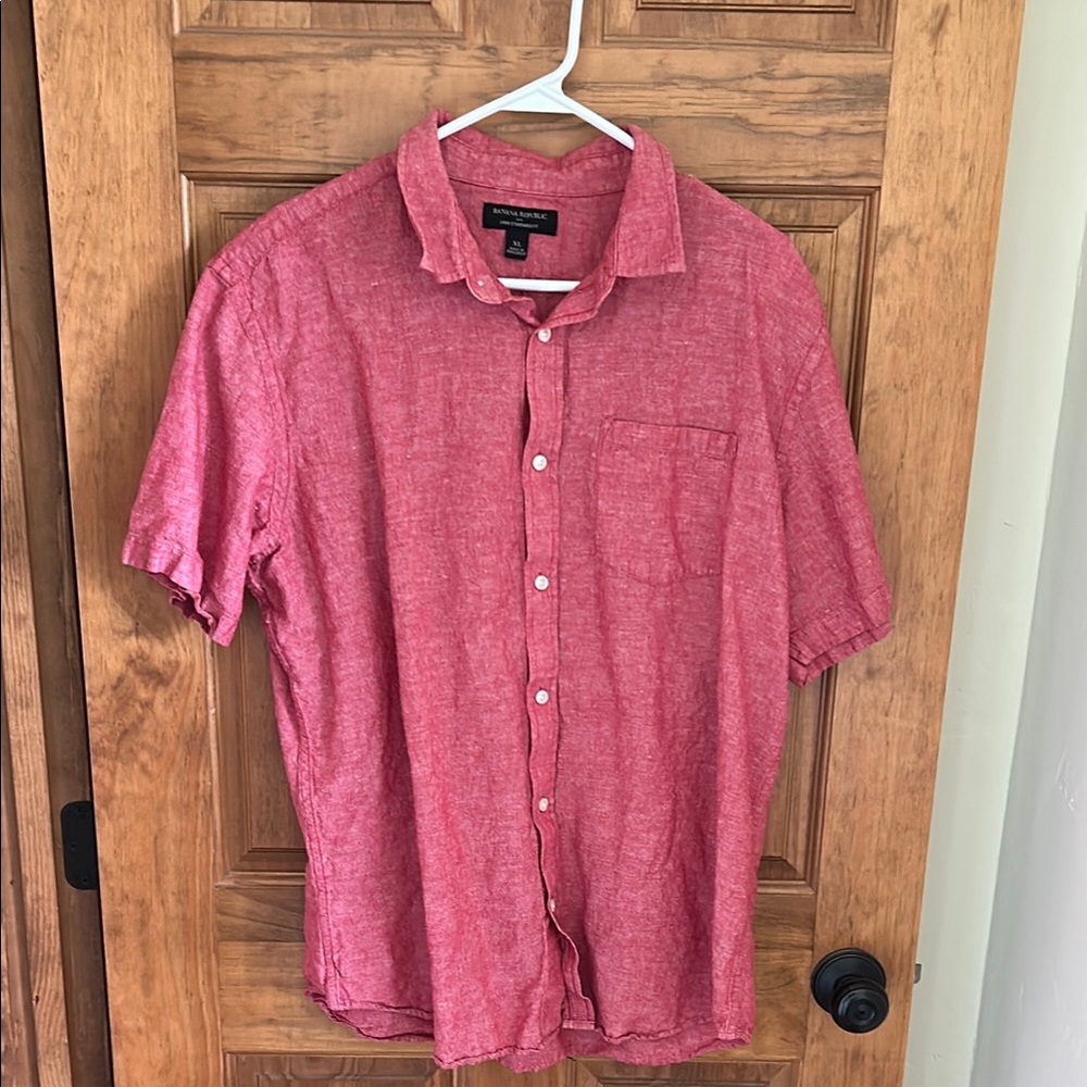 Banana Republic Red Casual Button-Down Shirt